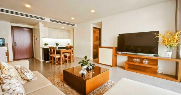 Bán căn hộ cao cấp Watermark 395 Lạc Long Quân, 101 m2, 2 PN, full đồ xịn, căn góc